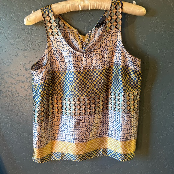 The Limited Sleeveless Bow Back Detail Tank Blouse - Picture 5 of 6